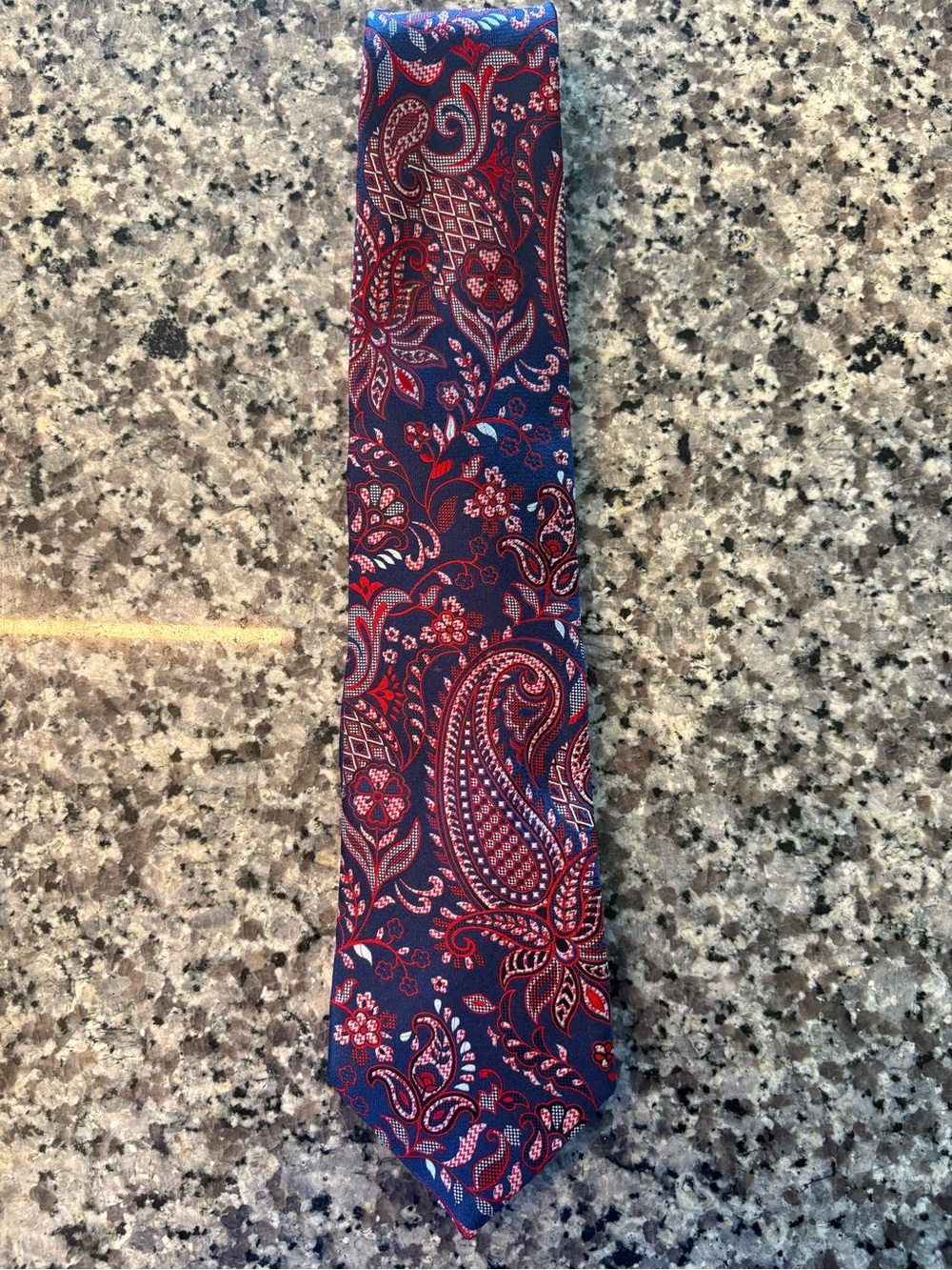 Ermenegildo Zegna Navy and Red Paisley Tie 100% Silk Made in Italy